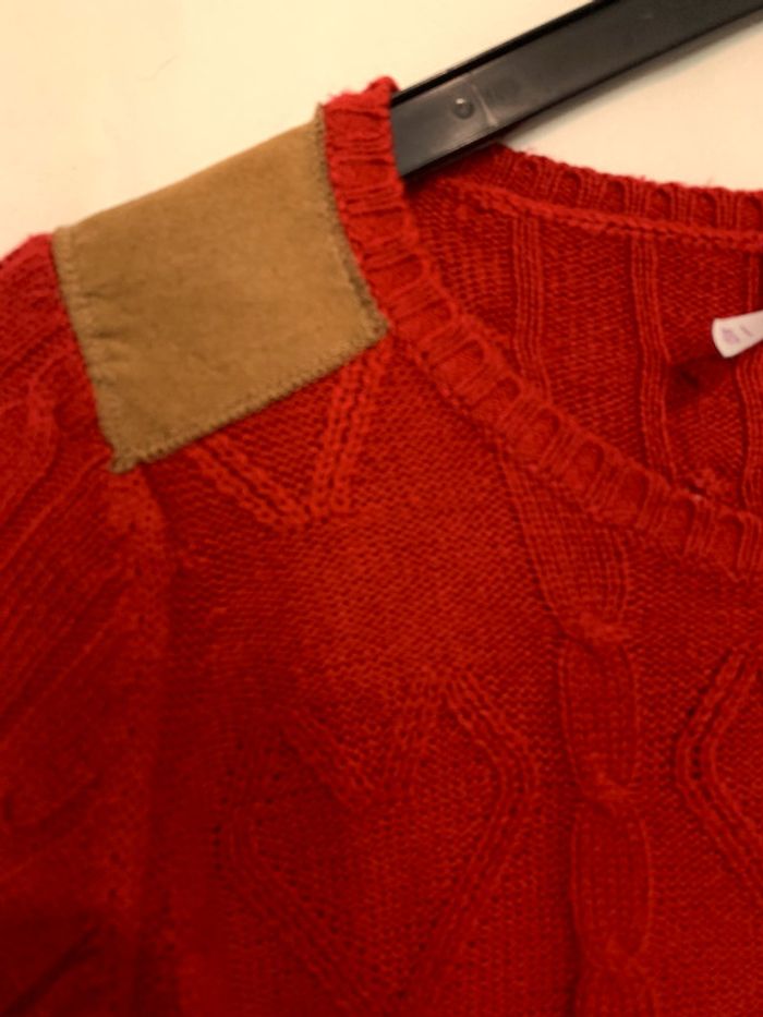 Pull rouge - photo numéro 2