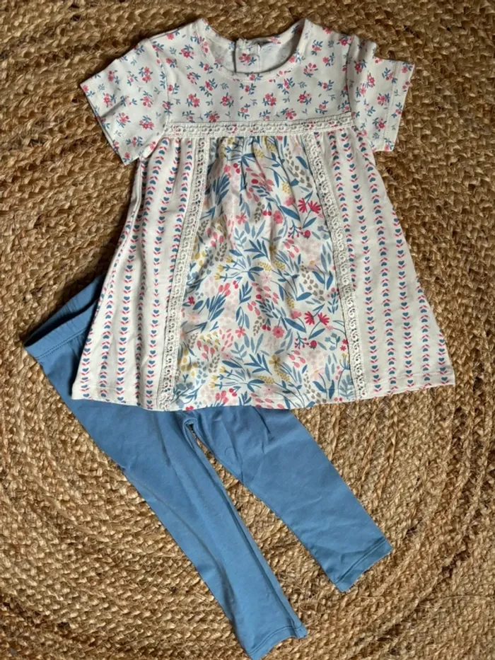Ensemble tenue 2 pièces 18 mois neuf tunique fleurie legging