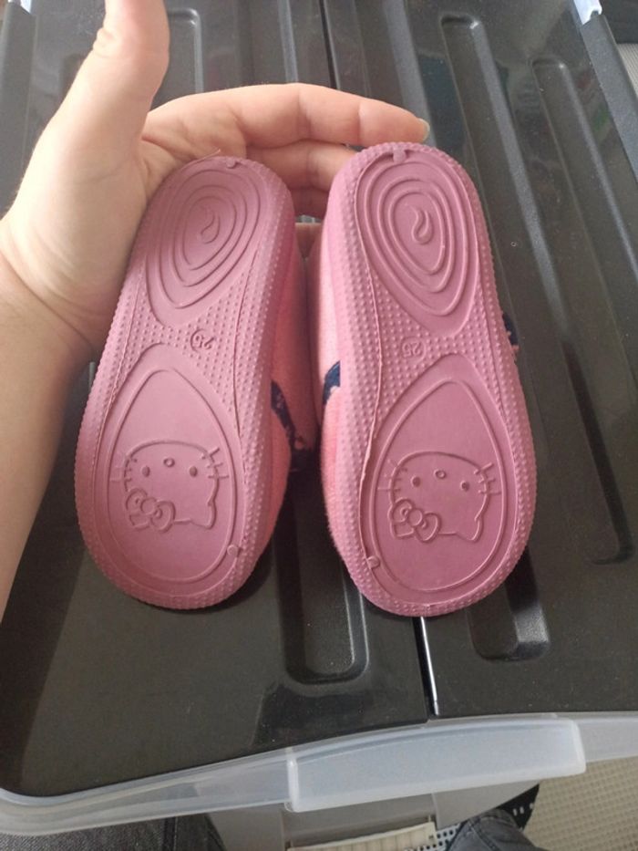 Chaussons Hello Kitty, 25 - photo numéro 3
