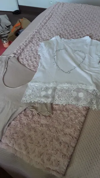 Tee shirts