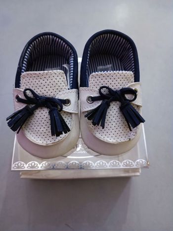 Mocassins bébé Mayoral neufs