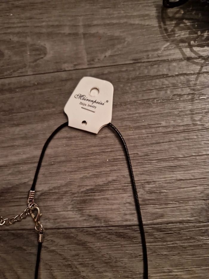 Collier pentagramme - photo numéro 3