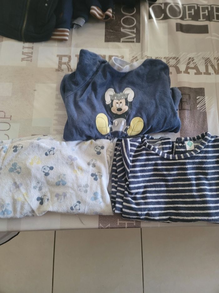 Lot vêtements garçon - photo numéro 2