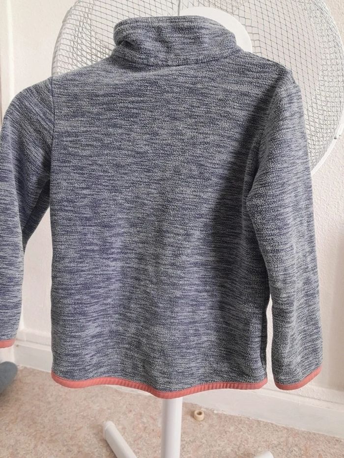 Veste polaire fille. Taille 5 ans TISSAÏA (Leclerc ) - photo numéro 3