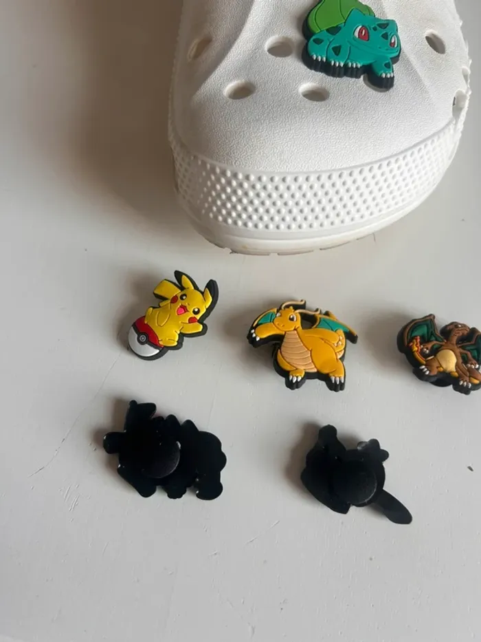 Lot de 8 charms / déco crocs Pokémon - photo numéro 2