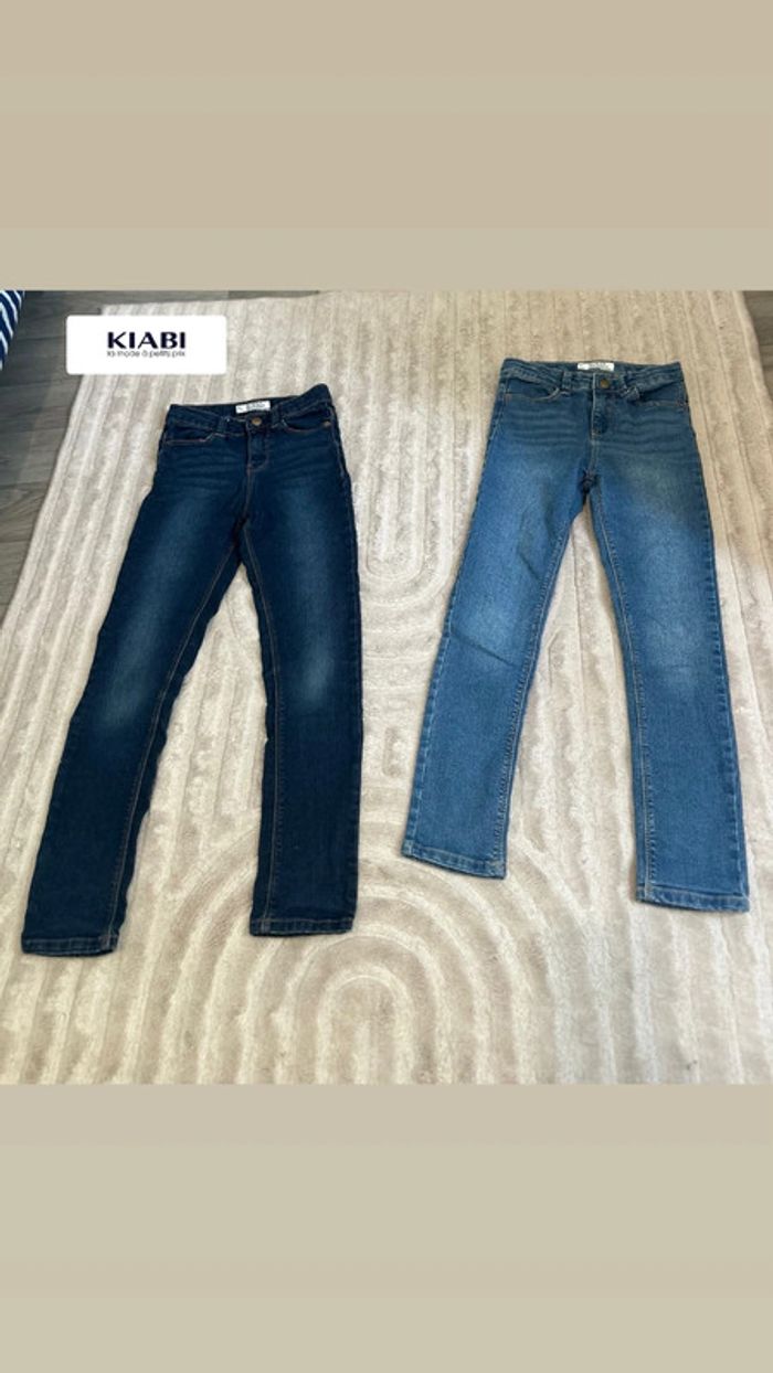 Lot de Jeans Kiabi taille 7 ans