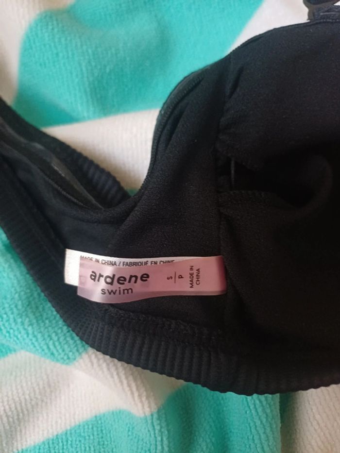 Haut de maillot de bain - photo numéro 3