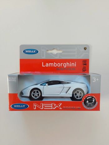 Lamborghini  gallardo  - blanc