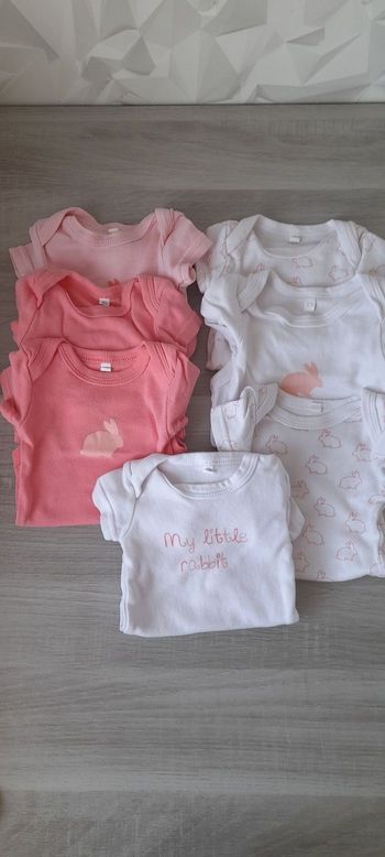 Lot bodies manche courte