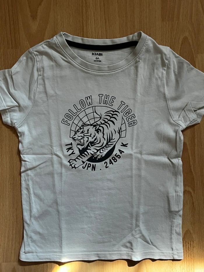 T-shirt garçon T 6ans