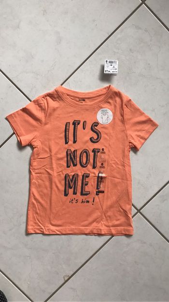 Tee shirt manches courtes garçon 6 ans Neuf U11