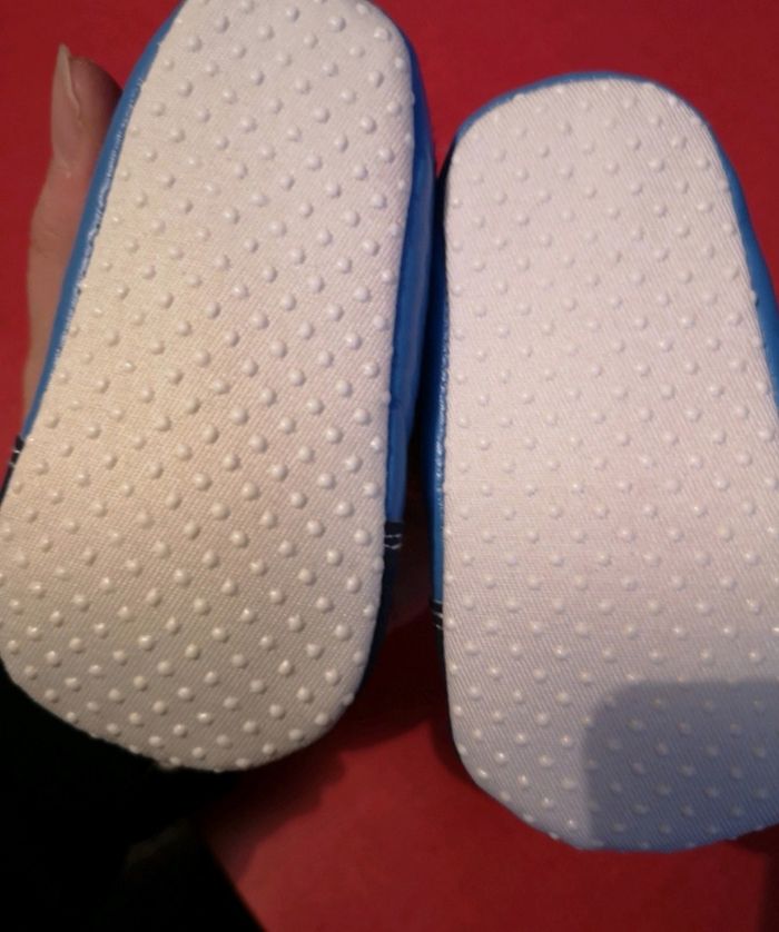 Chaussures neuves souples - photo numéro 4
