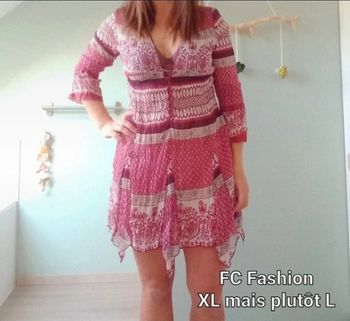 Robe FC Fashion XL mais plutôt L