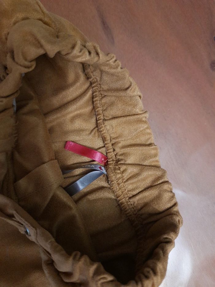 Short daim/dentelle 4 ans - photo numéro 2