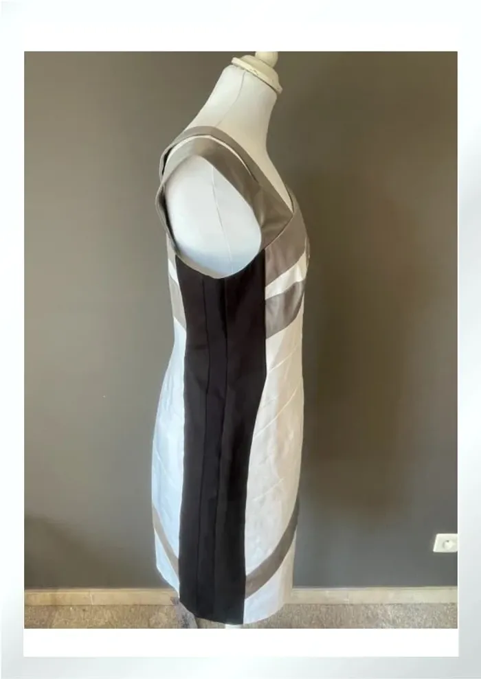 Robe Karen Millen - photo numéro 2