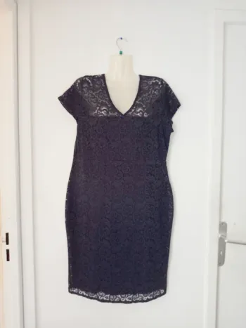 Robe d'été chic avec dentelle femme