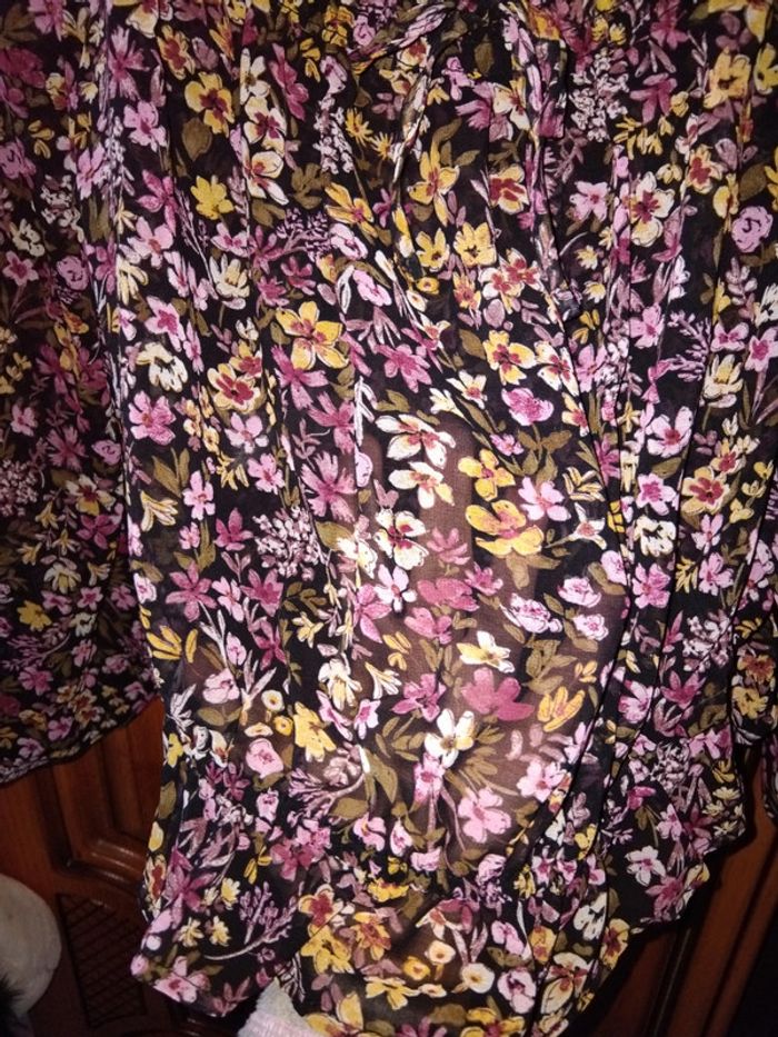 Blouse en voile épaules dénudées - photo numéro 2