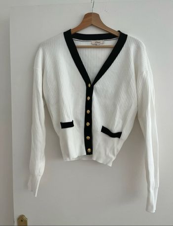 Gilet noir et blanc Etam