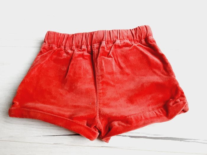 Vêtement bébé fille short velours rouge Obaïbi 6 mois - photo numéro 3