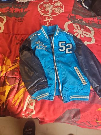 blouson   de marque C&A 6 ans
