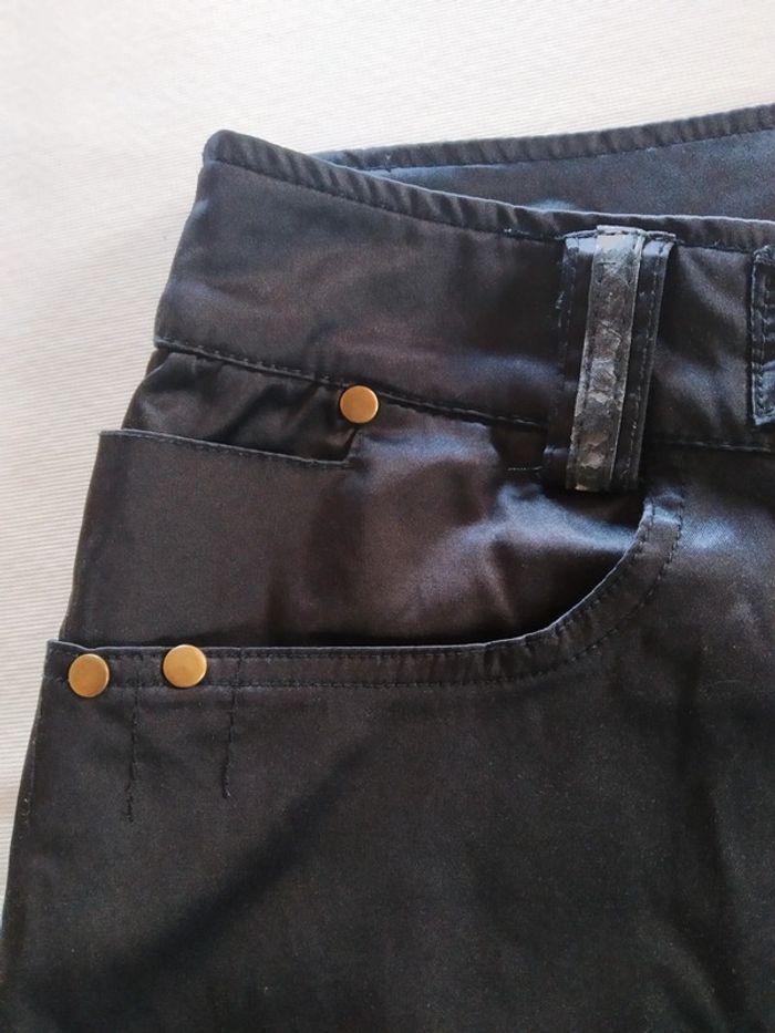 Pantalon satiné noir - photo numéro 6