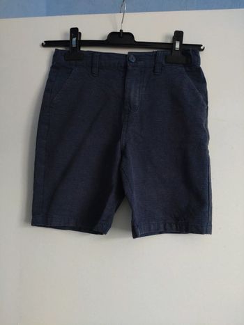 Short Primark taille 9/10 ans