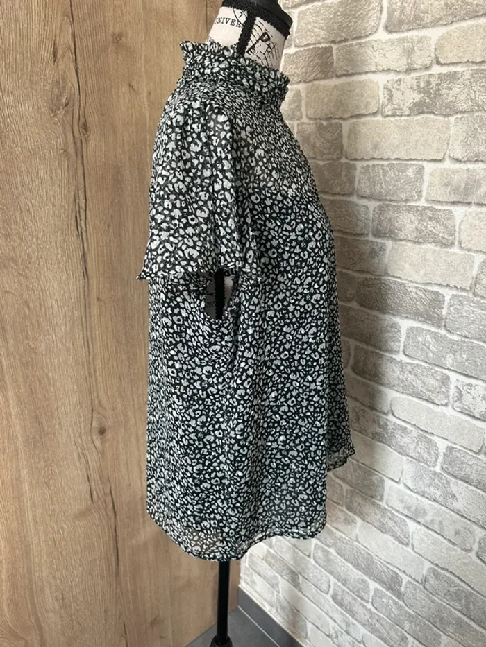 Blouse manches courtes taille 46/48 - photo numéro 3