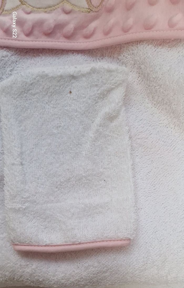 Cape de bain +gans de toilette ourson rose - photo numéro 2