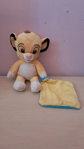 Doudou Peluche Simba