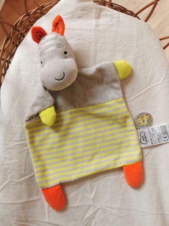 Doudou hippopotame gris vert orange, Mots d'enfants