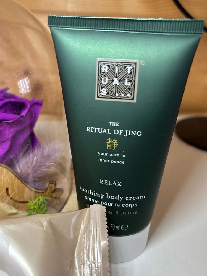 Crème pour le corps et lingettes nettoyantes - photo numéro 2