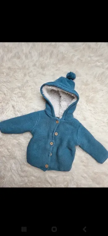 Gilet à capuche kiabi 6M
