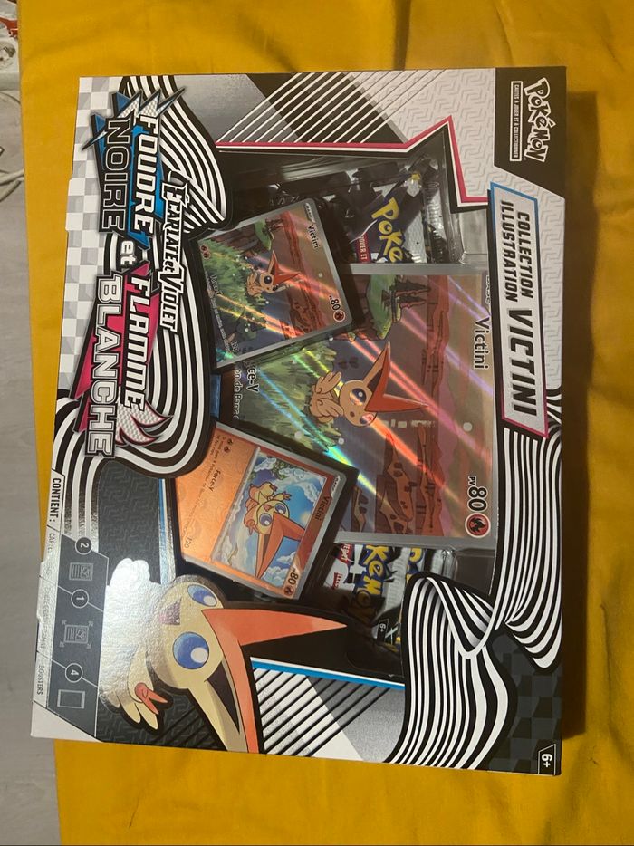 Coffret Pokémon victini EV 10.5