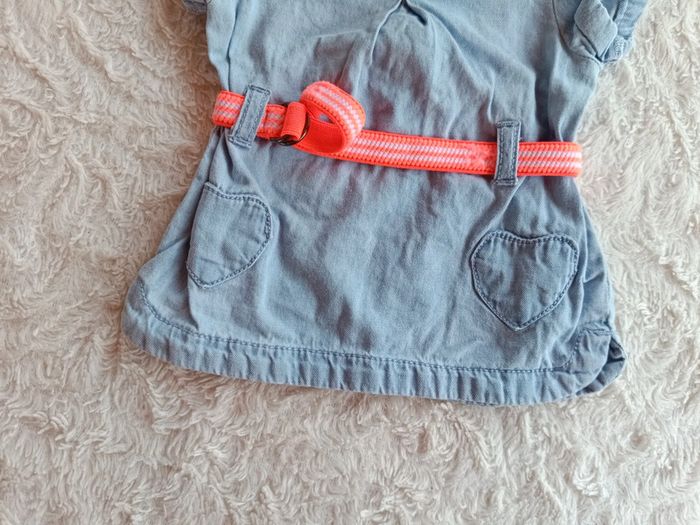 Robe jeans manches courtes+ ceinture offerte Fille 1 mois Kiabi - photo numéro 3