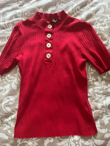 Top rouge bershka