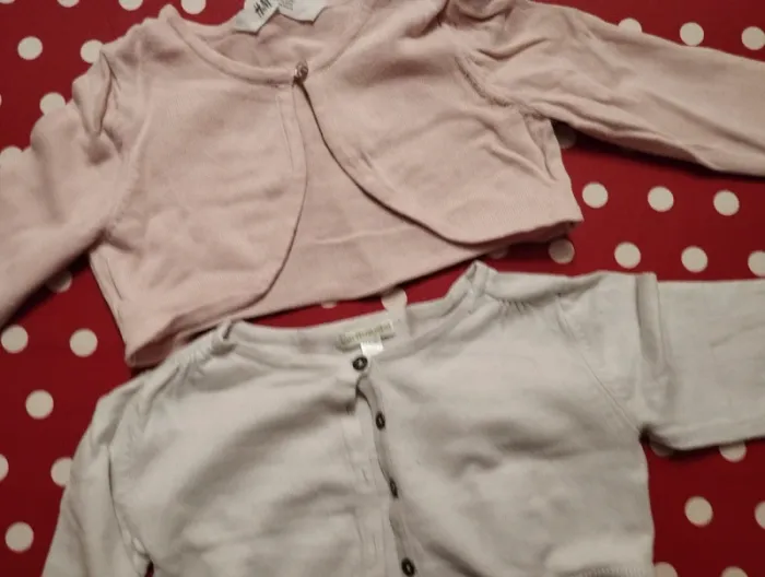 2 gilets Boléro 4 ans - photo numéro 2