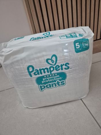 Pampers prenium protection pants taille 5