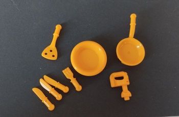 Lot d'ustensiles de cuisine lego 