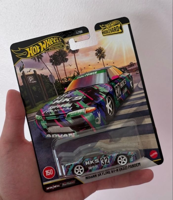 Hot Wheels Premium Boulevard Nissan Skyline GT-R (R32) Pandem - photo numéro 1