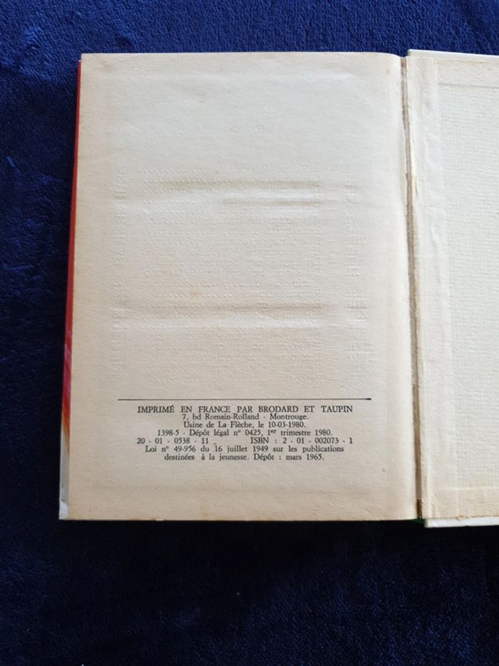 Livre flamme part en flèche - photo numéro 10