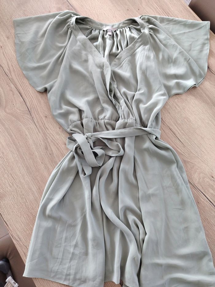 Robe courte H&M avec ceinture - photo numéro 4
