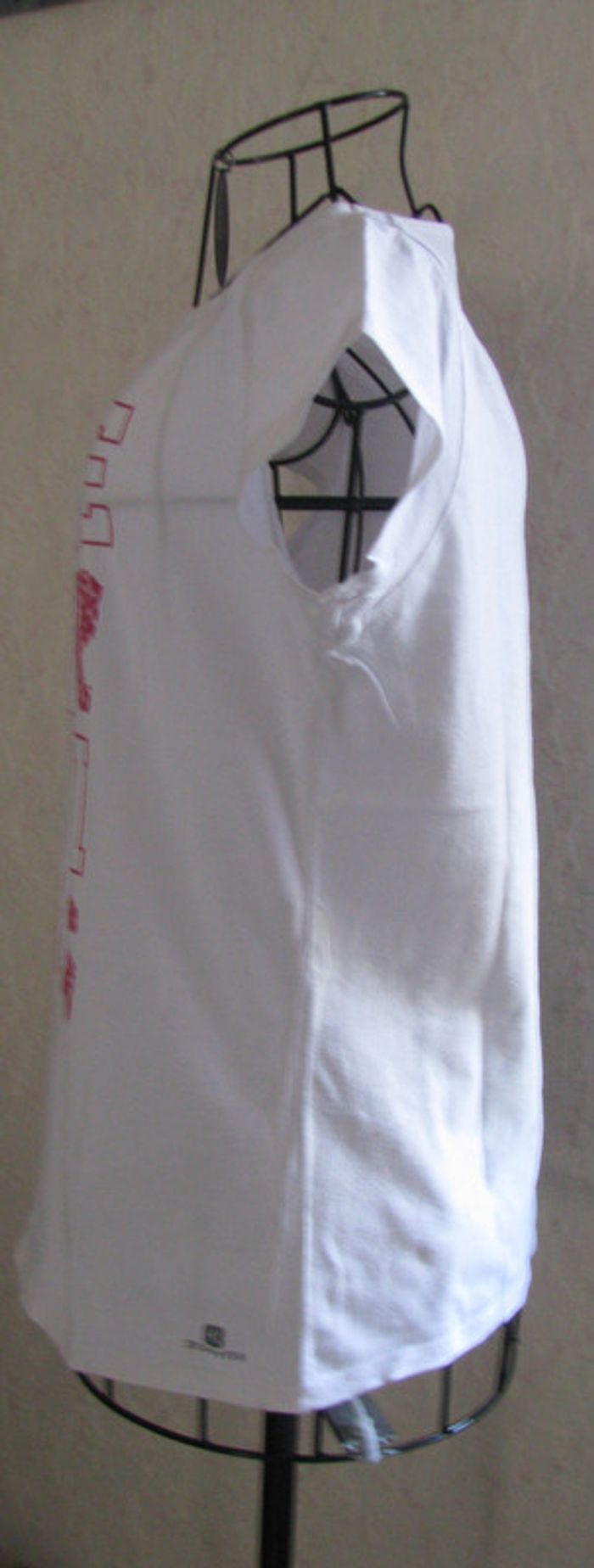 tee shirt blanc et rose - photo numéro 4