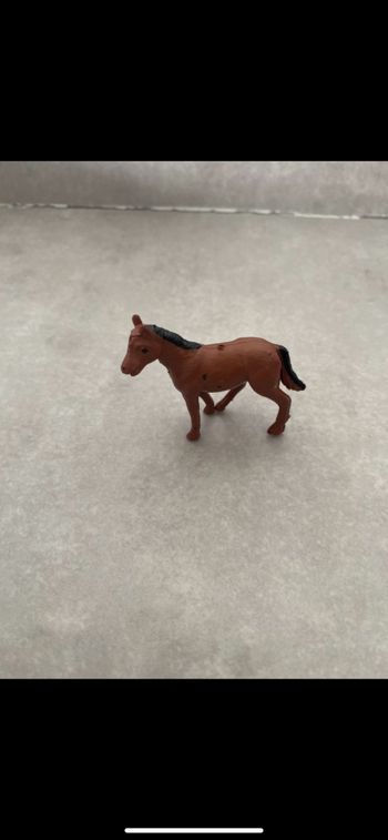 Figurine Cheval marron