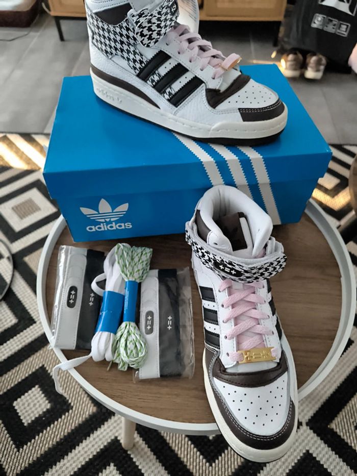 Basket adidas lena situations neuve taille 37 1/3