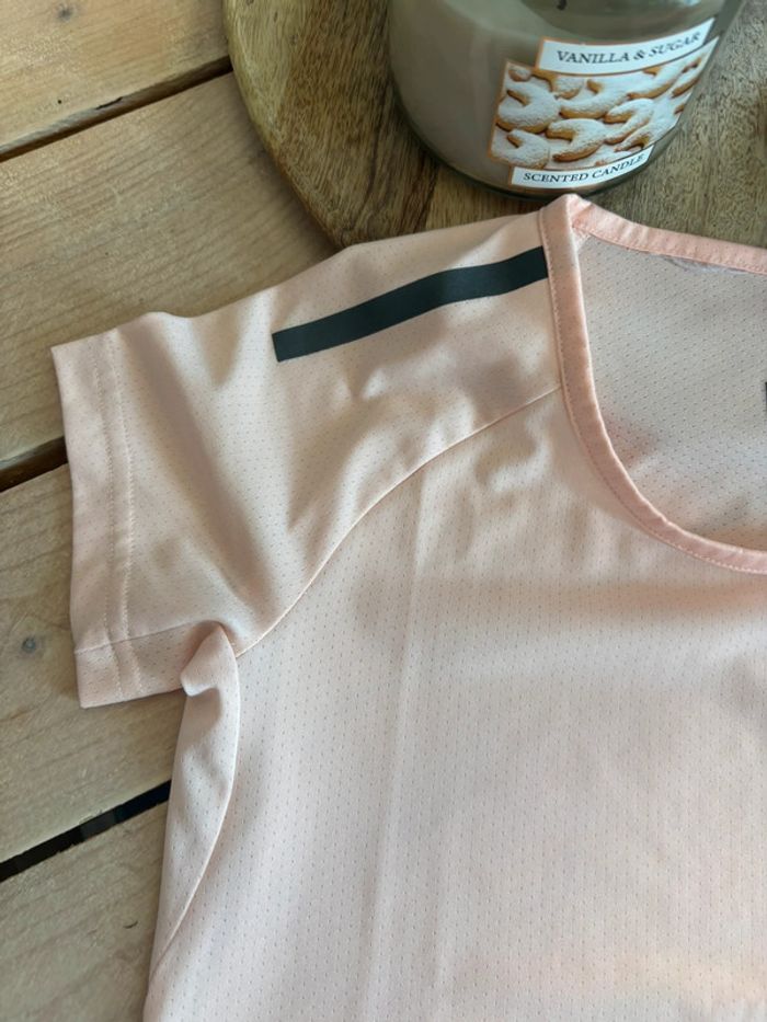 T-shirt Adidas taille 9/10 ans - photo numéro 4