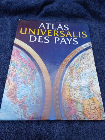 Livre atlas universalis des pays
