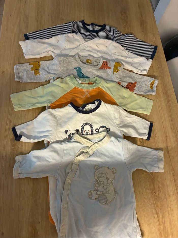 Gros lot pyjama polaire + gilet 28 pièces - photo numéro 3