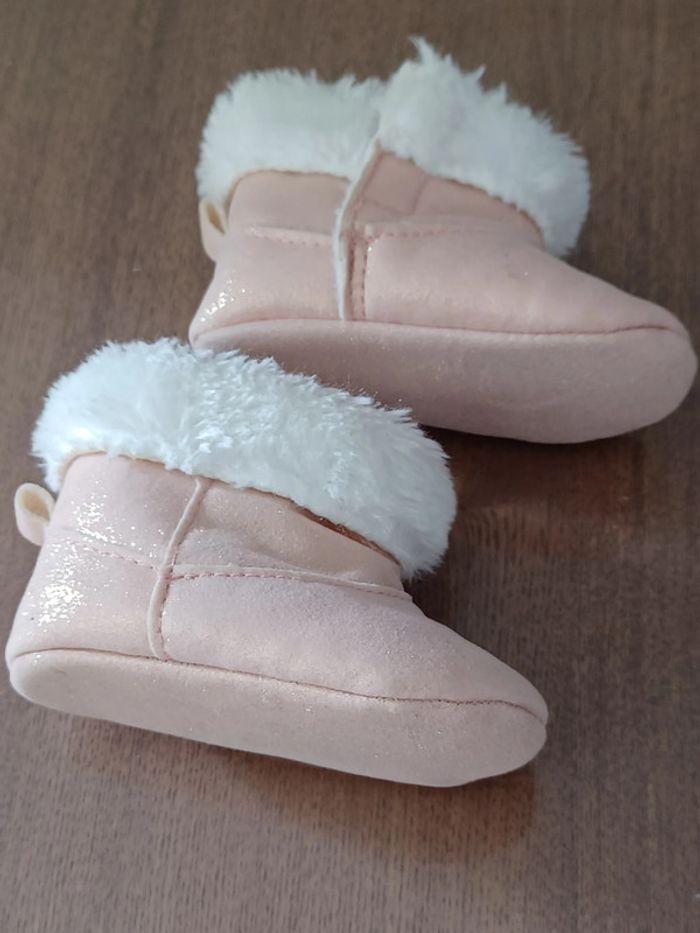 Bottines fourrées taille 18 - photo numéro 2