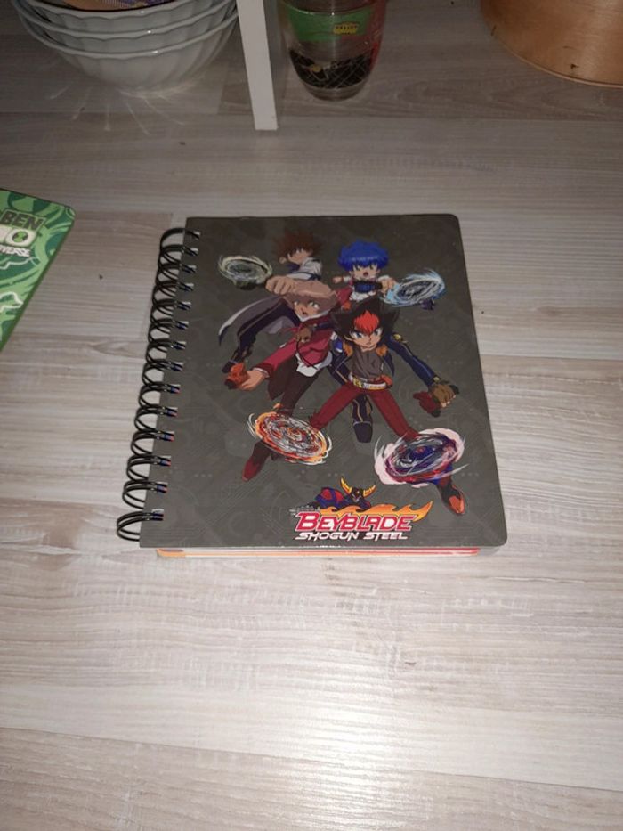 Cahier de texte beyblade shogun Steel - photo numéro 2