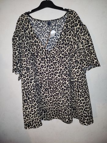 Haut chic imprimé léopard 
